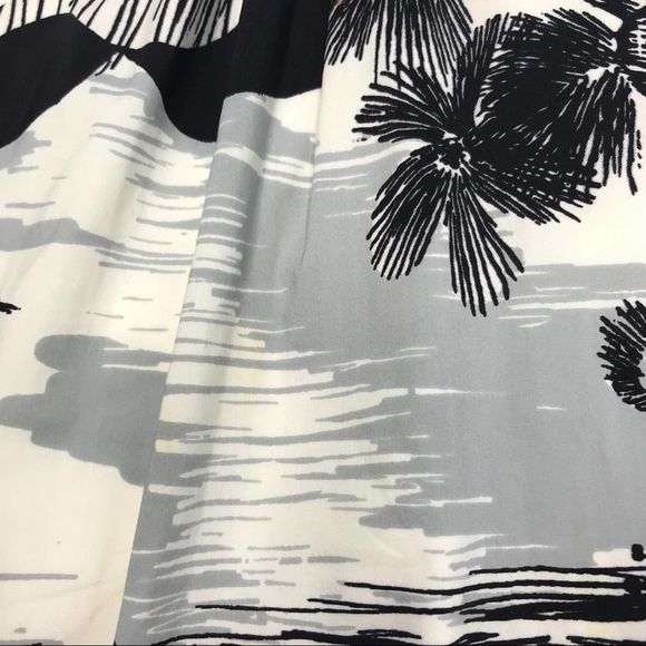 BCBG MaxAzria Strapless Island Tropical Dress 2 - Picture 8 of 8